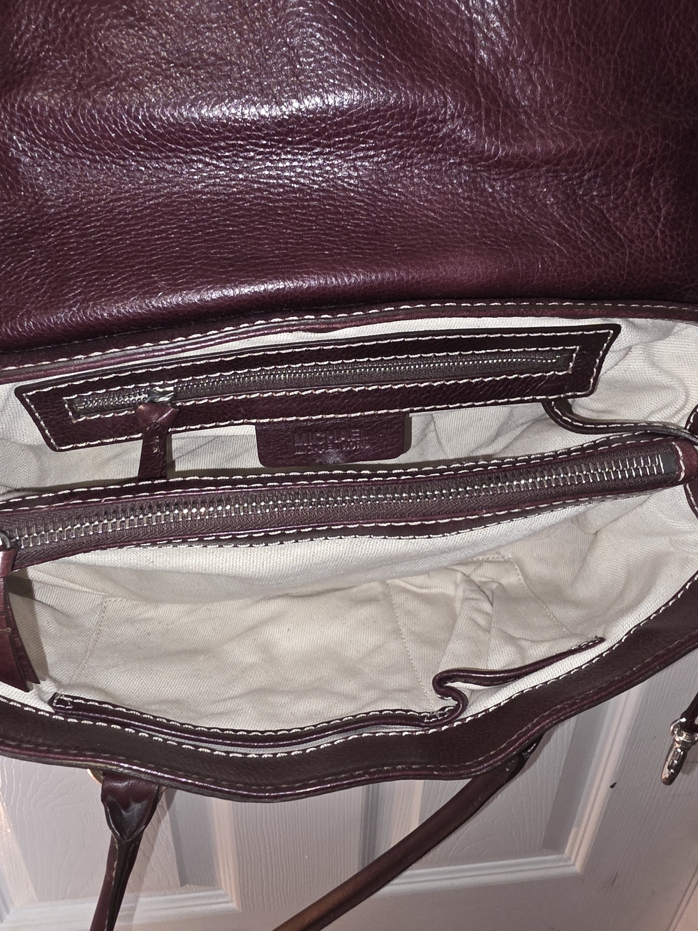 Vintage Michael Kors Women’s Burgundy Leather Satchel Handbag - Picture 7 of 9